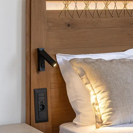 Iliovasilema Studios Aparthotel 4*