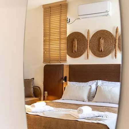 Aparthotel Iliovasilema Studios Mytakas