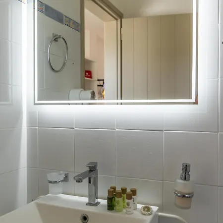 Iliovasilema Aparthotel 4*